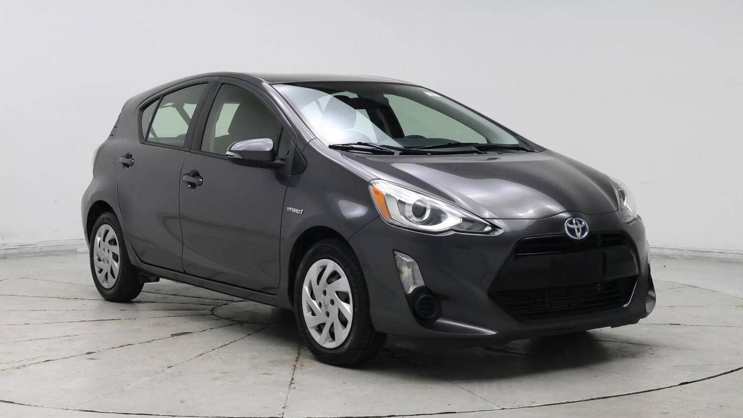 TOYOTA PRIUS C 2015 JTDKDTB32F1100609 image